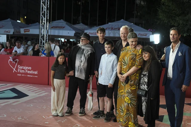 Saraybosna Film Festivali Başladı: Kırmızı Halıda Hangi Ünlüler Büyüledi?