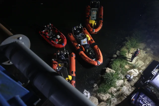 Cezayir Trafik Kazası Yine Can Aldı: Bir Otobüsün Dereye Uçuşu 18 Hayata Mal Oldu