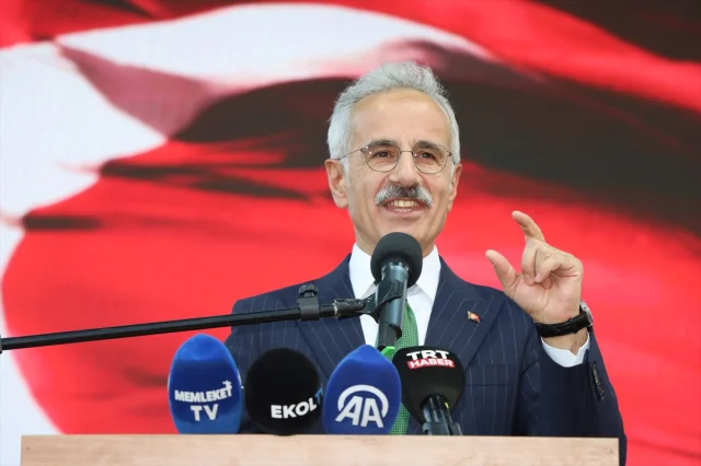 Bakan Uraloğlu'ndan Kırşehir'e Müjde Niteliğinde Açıklamalar