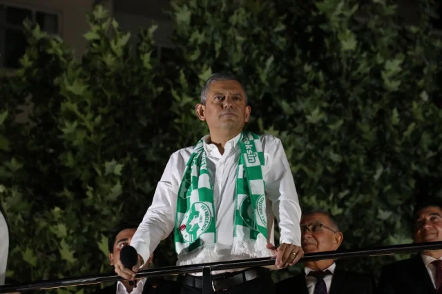 Özgür Özel Kırşehir'de Coşkulu Bir Miting Düzenledi: Demokra...