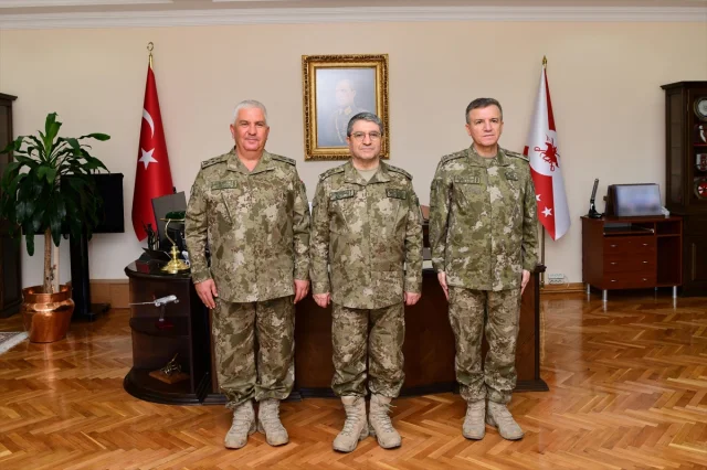 Askeri Komutanlıkta Tarihi Devir Teslim: Yeni Dönem Başladı