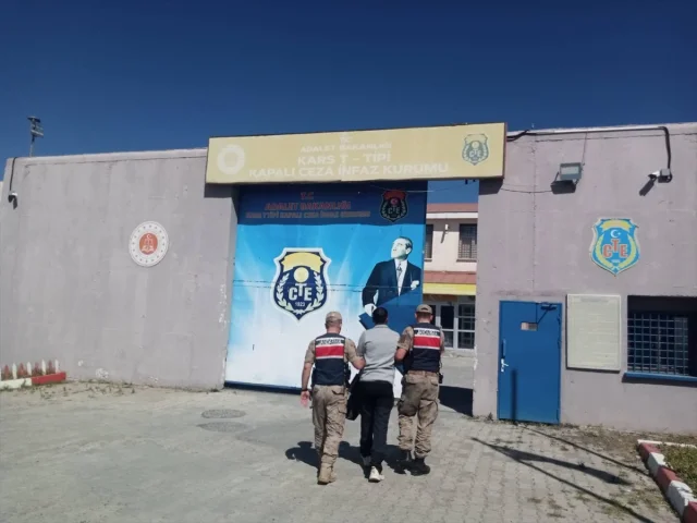 Kars'ta 22 Suçtan Aranan Hükümlü Yakalandı
