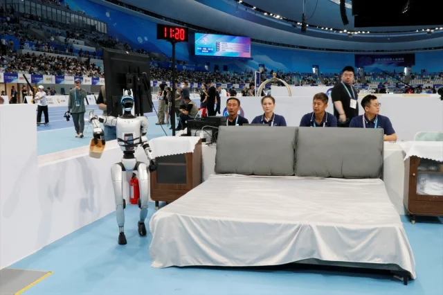 İnsanlığın Geleceği Pekin'de Şekilleniyor: Robot Oyunları Devam Ediyor