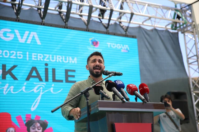 Türkiye Gençlik Vakfı'ndan Görkemli Yaz Okulu Finali