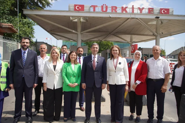 AK Parti'den Gurbetçilere Kapıkule Sürprizi