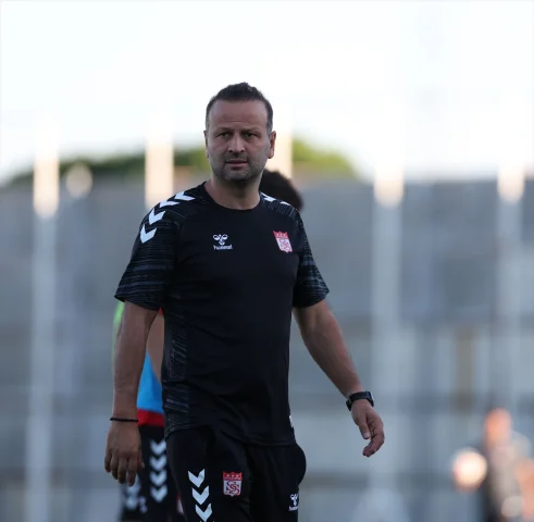 Sivasspor'un Bodrum FK Maçı Öncesi Sürpriz Kamp Motivasyonu