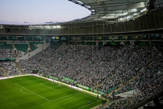 Bursaspor ve Eskişehirspor'dan Anlamlı Karşılaşma: Doğa İçin Tek Yürek