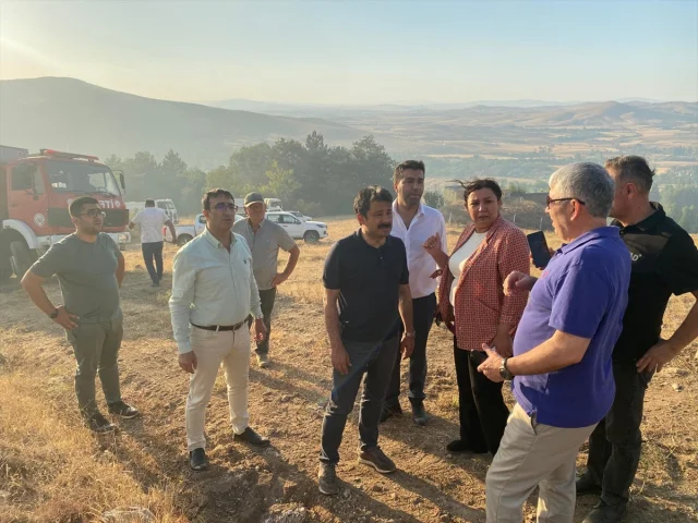 Kırşehir'deki Yangın Korkuttu: Ekipler Seferber Oldu