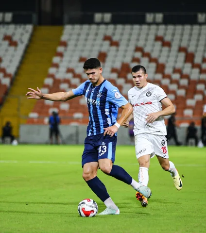 Trendyol 1. Lig Mücadelesinde Çorum FK'dan Adana Demirspor'a Ağır Yenilgi