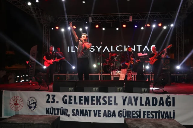 İlyas Yalçıntaş'tan Hatay'da Unutulmaz Konser