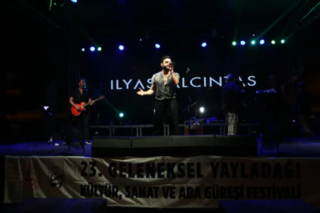 İlyas Yalçıntaş'tan Hatay'da Unutulmaz Konser