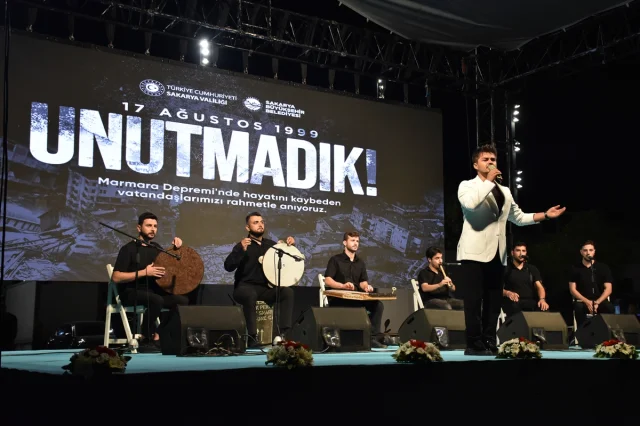 Sakarya'da Unutulmayan Depremin Anlamlı Anması