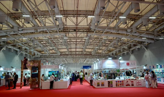İstanbul'da Arapça Kitap Fuarı'na Beklenmedik İlgi
