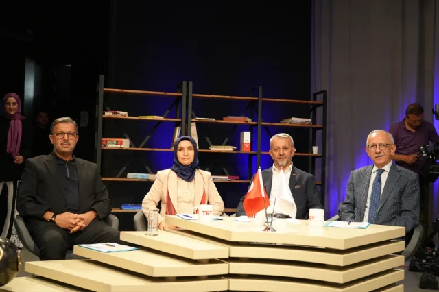 Türkçe Münazara Tarihe Geçti: Almanya ve Suriye Takımları Zirveyi Paylaştı