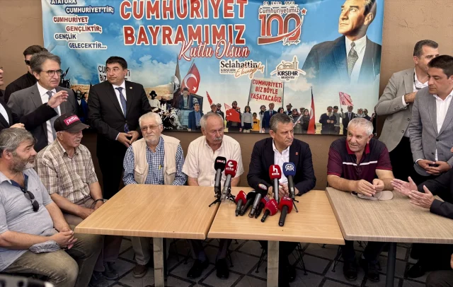 Özgür Özel Kırşehir'de Vatandaşlarla Bir Araya Geldi