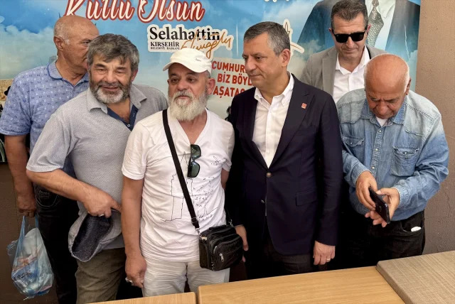 Özgür Özel Kırşehir'de Vatandaşlarla Bir Araya Geldi