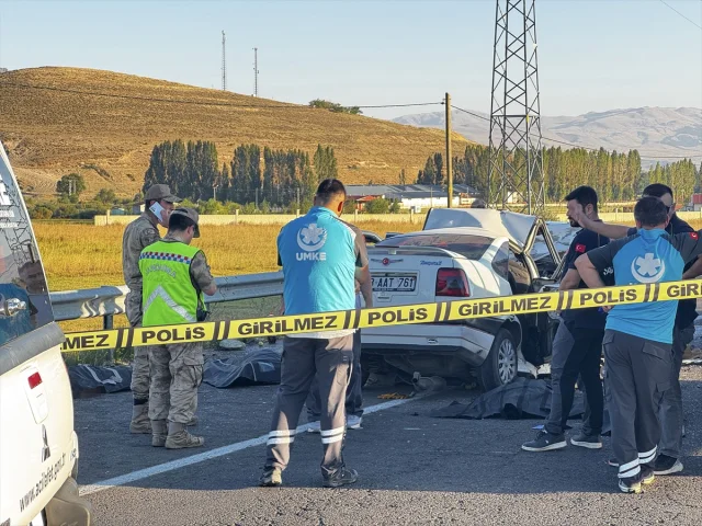 Erzurum'da Feci Kaza 4 Kişinin Hayatını Kaybetmesiyle Sonuçlandı
