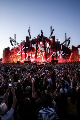 Yıldız Tilbe ve Semicenk'ten Unutulmaz İstanbul Gecesi