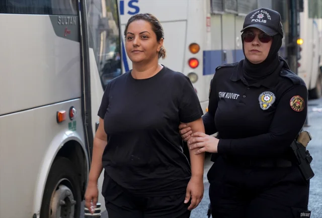 İBB'deki Yolsuzluk Soruşturmasında Adliye Süreci Başladı