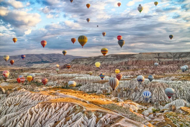 Türk Sıcak Hava Balonları Dünya Turuna Çıkıyor: 11 Ülkeye İhracat