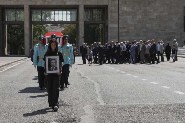 Hasan Akyol'un Anıldığı Duygusal Meclis Töreni: Eski Bakanın Anıları