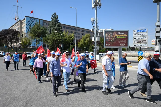 Türkiye Kamu-Sen'in İş Bırakma Kararı: Talepler ve Beklentiler
