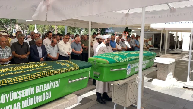 Kayseri'de Karbonmonoksit Trajedisi: Genç Çift İçin Gözyaşları Arasında Veda