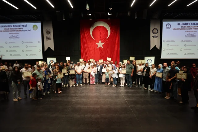 Gaziantep'te Evlilikler İçin Büyük Adım: 481 Çift Sertifika Aldı