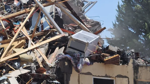 Sındırgı'da Deprem Sonrası Büyük Hareketlilik