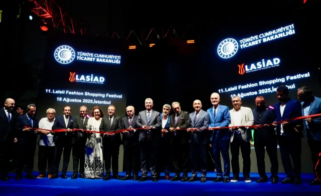 Bakan Bolat'tan Çarpıcı Mesajlar! Laleli'de Ekonominin Geleceği Konuşuldu