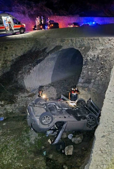 Sinop'taki Feci Kaza: Dereye Uçan Araçta 5 Yaralı