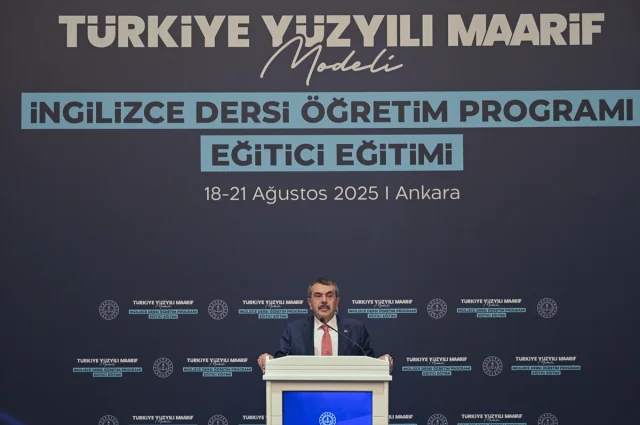 Bakan Tekin'den Eğitimde Yabancı Dil Reformu