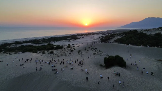 Patara'nın Altın Kumlarında Gün Batımı Rüyası