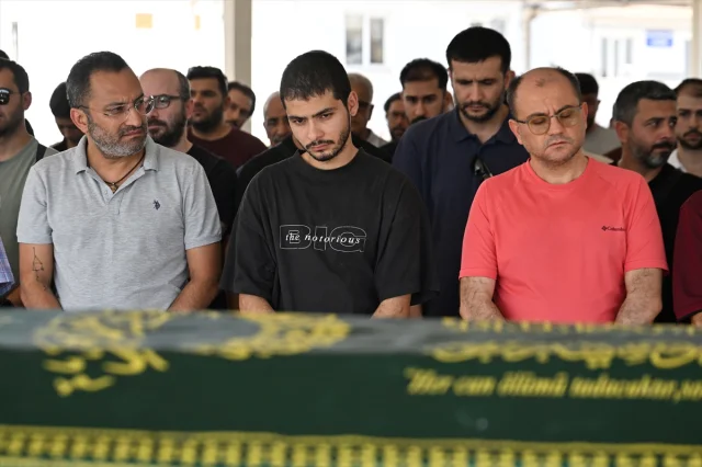 Yamaç Paraşütü Dünya Kupası'nda Hayatını Kaybeden Sporcunun Acı Vedası