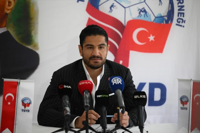 Türkiye Güreşinde Belirsiz Gelecek: Akgül'ün Düşük Beklentileri