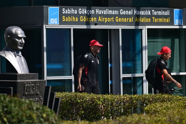 Benfica'nın İstanbul Çıkarması Fenerbahçe Maçına Hazırlık