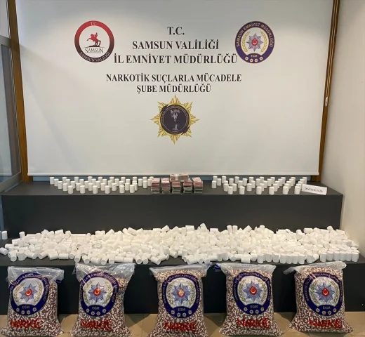 Samsun'da Karpuz Yüklü Kamyonette Şok Operasyonu: 110 Bin Uy...