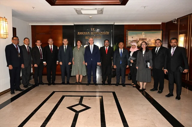 Ankara ve Cakarta Arasında Tarihi İşbirliği Adımı