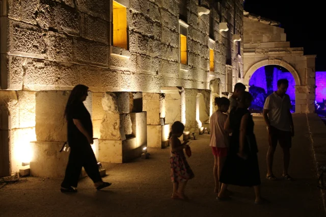 Patara'nın Gizemli Geceleri Ziyaretçileri Büyülüyor