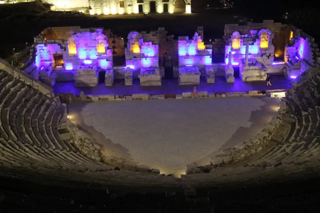 Patara'nın Gizemli Geceleri Ziyaretçileri Büyülüyor