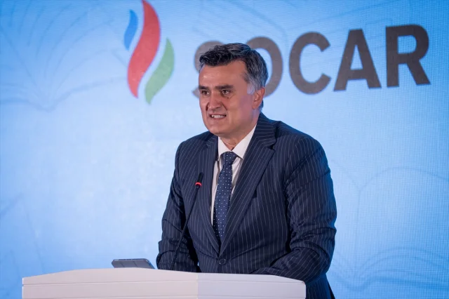 SOCAR Türkiye'den Eğitimde Dev Atılım: Cep Kitapları Projesi
