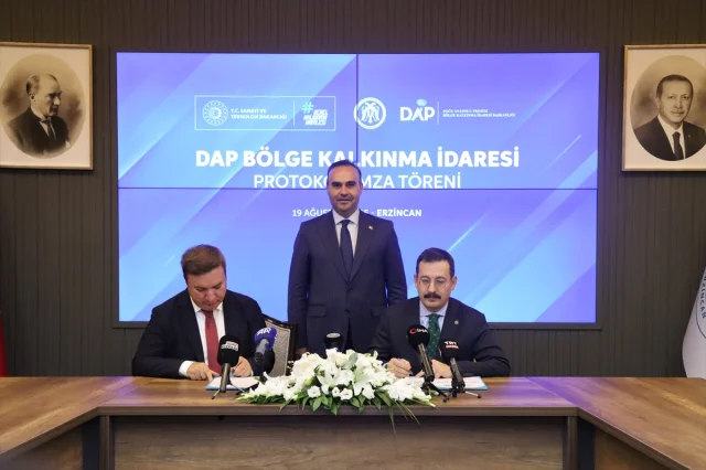 Sanayi ve Teknoloji Bakanı Erzincan'ın Geleceği İçin Büyük Hedefler Açıkladı