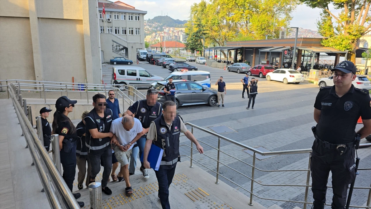 Zonguldak'ta Tatil Vaadiyle Büyük Vurgun: Kadın Tutuklandı, Eşi Serbest Kaldı
