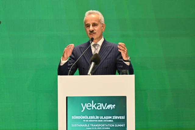 Bakan Uraloğlu Yeşil Gelecek İçin Hız Kesmeden Çalışıyor