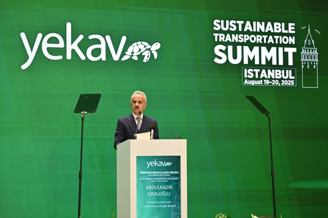 Bakan Uraloğlu Yeşil Gelecek İçin Hız Kesmeden Çalışıyor