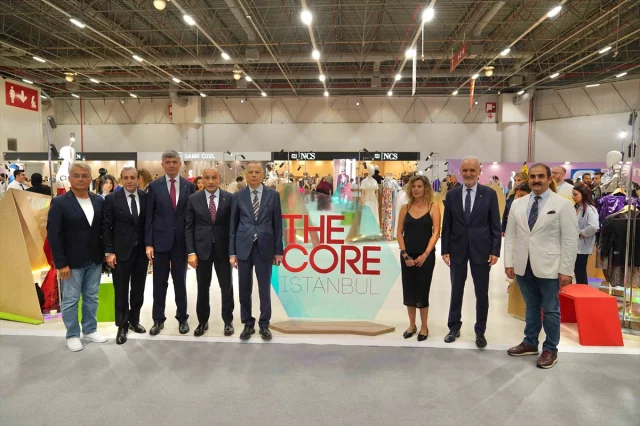Avrupa’nın En Büyük Moda Fuarı İstanbul’da Başladı: Türk Modası Sahne Alıyor