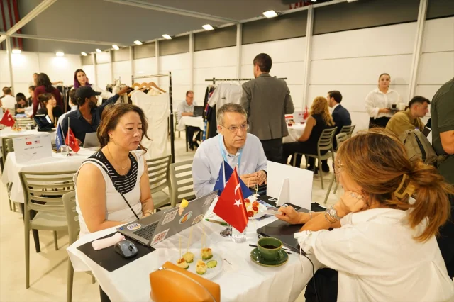 Avrupa’nın En Büyük Moda Fuarı İstanbul’da Başladı: Türk Modası Sahne Alıyor
