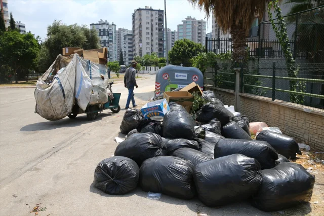 Adana'da Çöp Krizi: Seyhan'da Yaşam Olumsuz Etkilendi