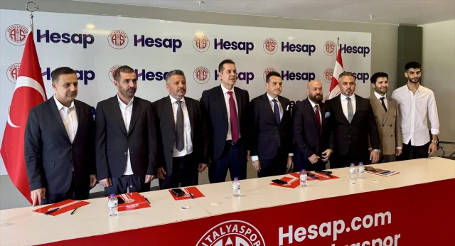 Antalyaspor Başarısının Sırrını Açıkladı Transferde Sürprizler Yolda