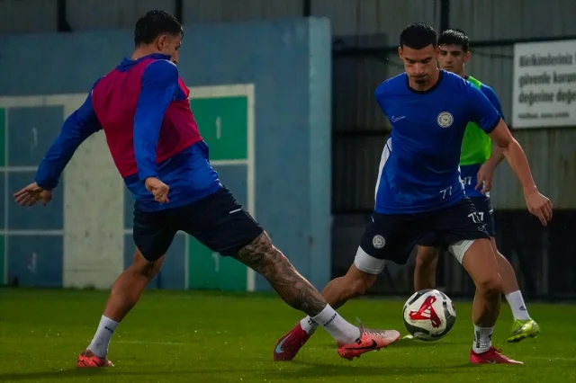 Rizespor Galatasaray Karşılaşmasına Hazırlanırken Taktikleri...